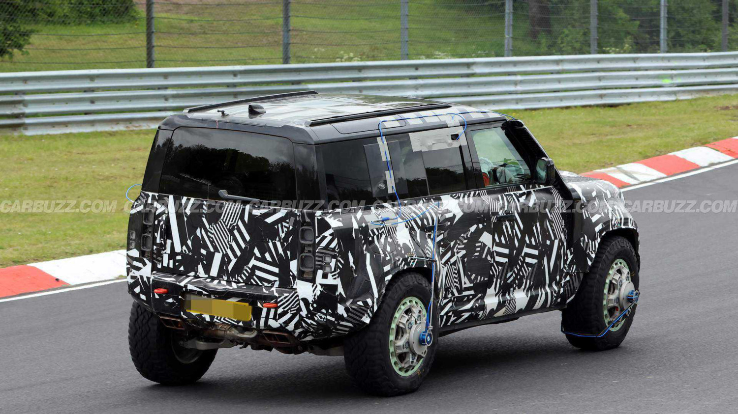 Land Rover's new Defender could be a rich man's Raptor in the making