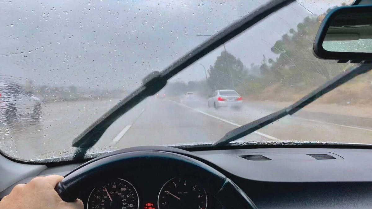 Calor y coche: revisa estos 3 elementos antes de que aparezcan averías o problemas