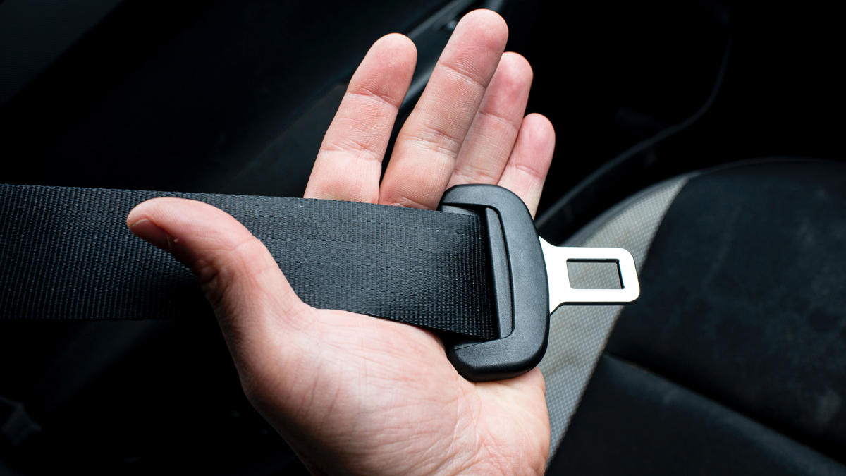¿Llevas una mochila en el asiento del copiloto? La infracción oculta que podría costarte 200 euros en tu próximo viaje