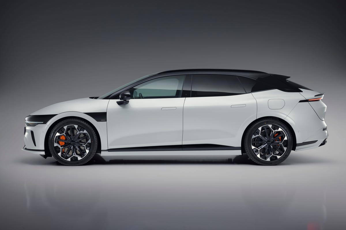 El Zeekr 7GT apunta a los BMW i4 y Audi A6 e-tron por tamaño y diseño: siempre 800V y más equipado