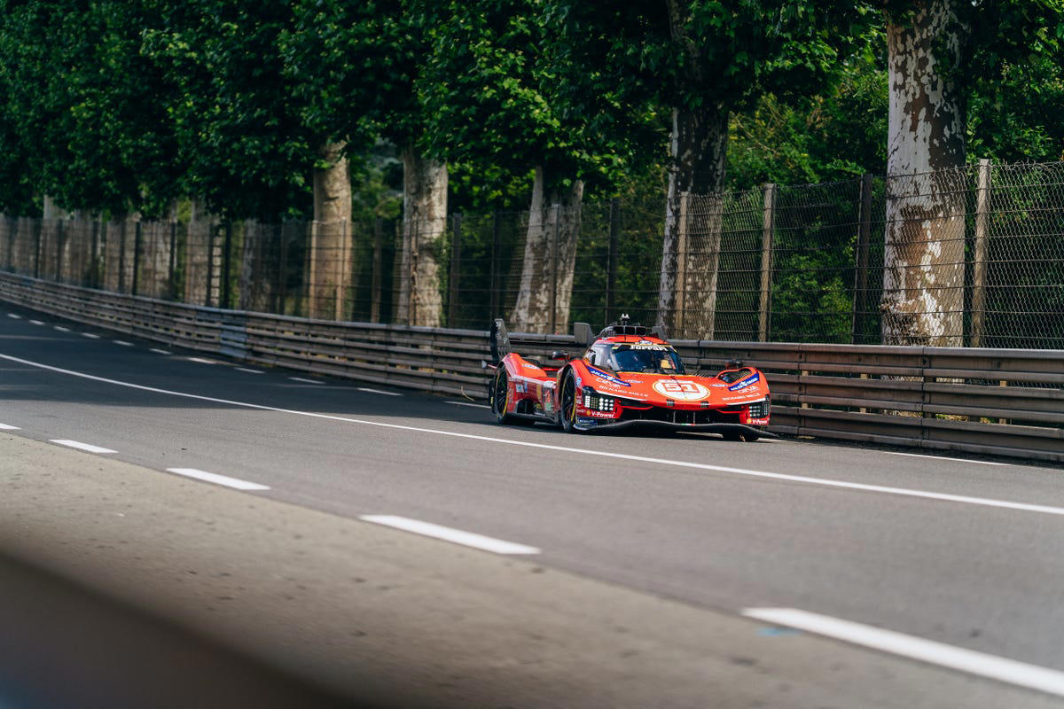 Aston Martin’s Valkyrie sustains momentum at Le Mans test day