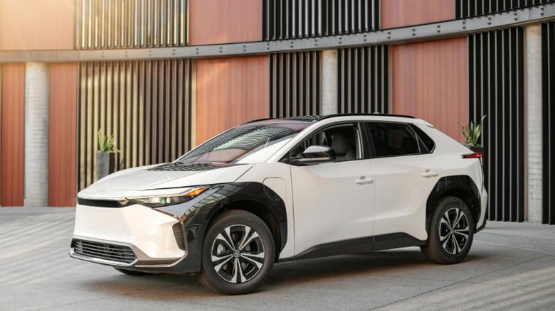 2 Toyotas with unusually low resale value