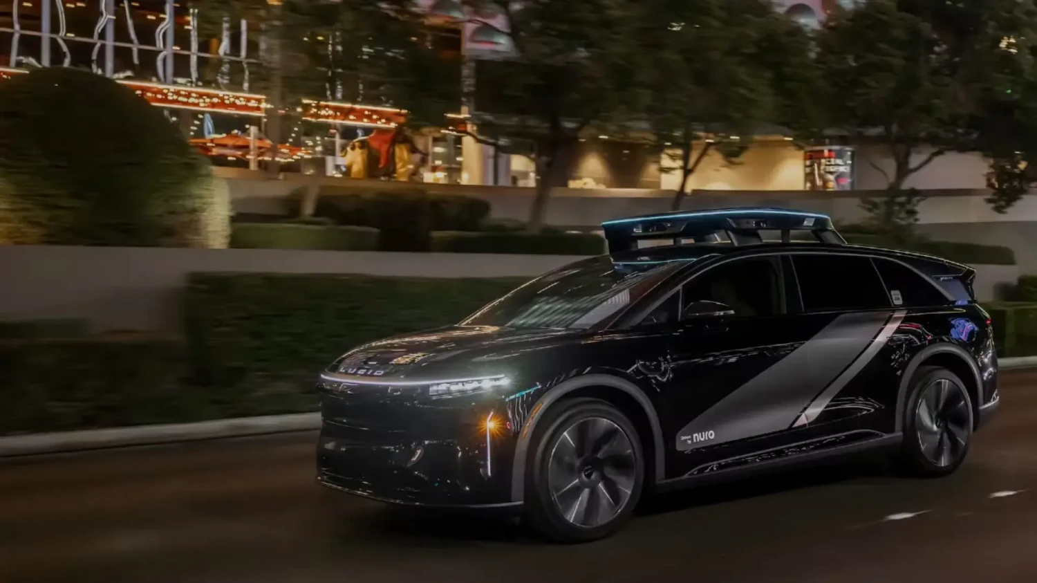 Uber, que lanzará en Madrid, en este año, los primeros robotaxis de la UE, invierte más de 430.000.000 en una empresa que comenzó repartiendo comida