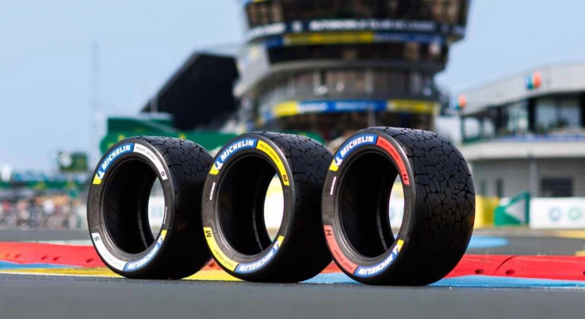 El neumático liso de Le Mans que lleva dibujo, el truco de diseño de estas cubiertas Michelin de alto rendimiento