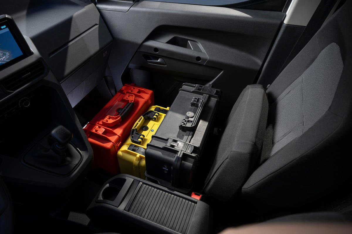 Stellantis estrena las furgonetas más modulares de Citroën, Fiat, Opel y Peugeot y son made in Spain