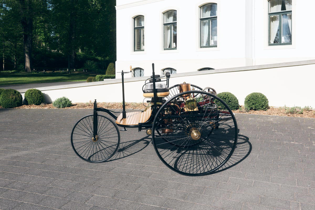 Probamos el primer coche de la historia: el Benz Patent Motor Car