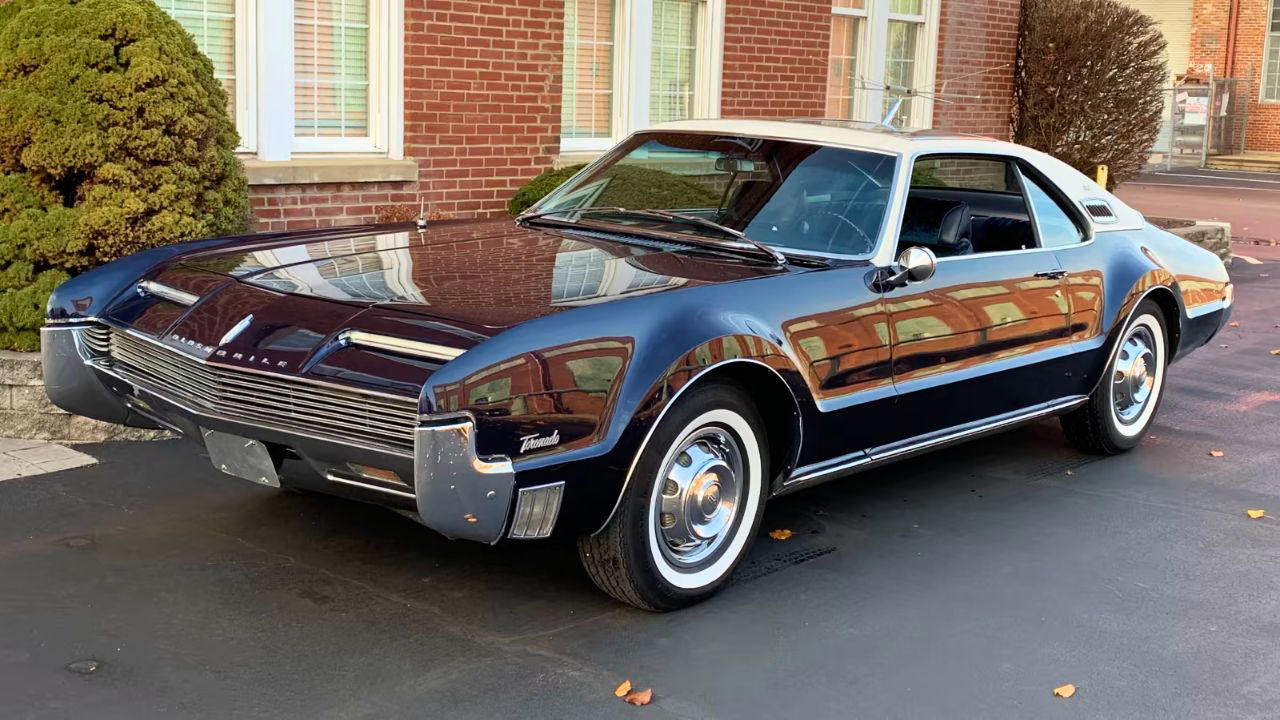Oldsmobile, Why the 1966 Oldsmobile Toronado shocked the industry with front-wheel drive