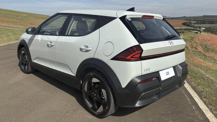 El nuevo Hyundai i20 2027 se filtra por completo y confirma todo lo que adelantaban las fotos espía