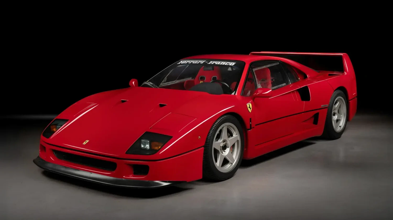 Ferrari Enzo, Ferrari, Renault, Enzo Ferrari compró un Renault y un jefe de Renault compró un Ferrari: ahora se vende y podría superar los 4.000.000 de euros