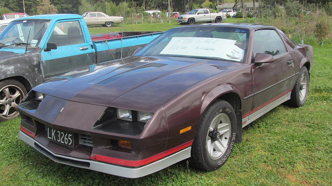 Chevrolet, Chevrolet Camaro, Why the 1982 Chevrolet Camaro nearly abandoned V8 power