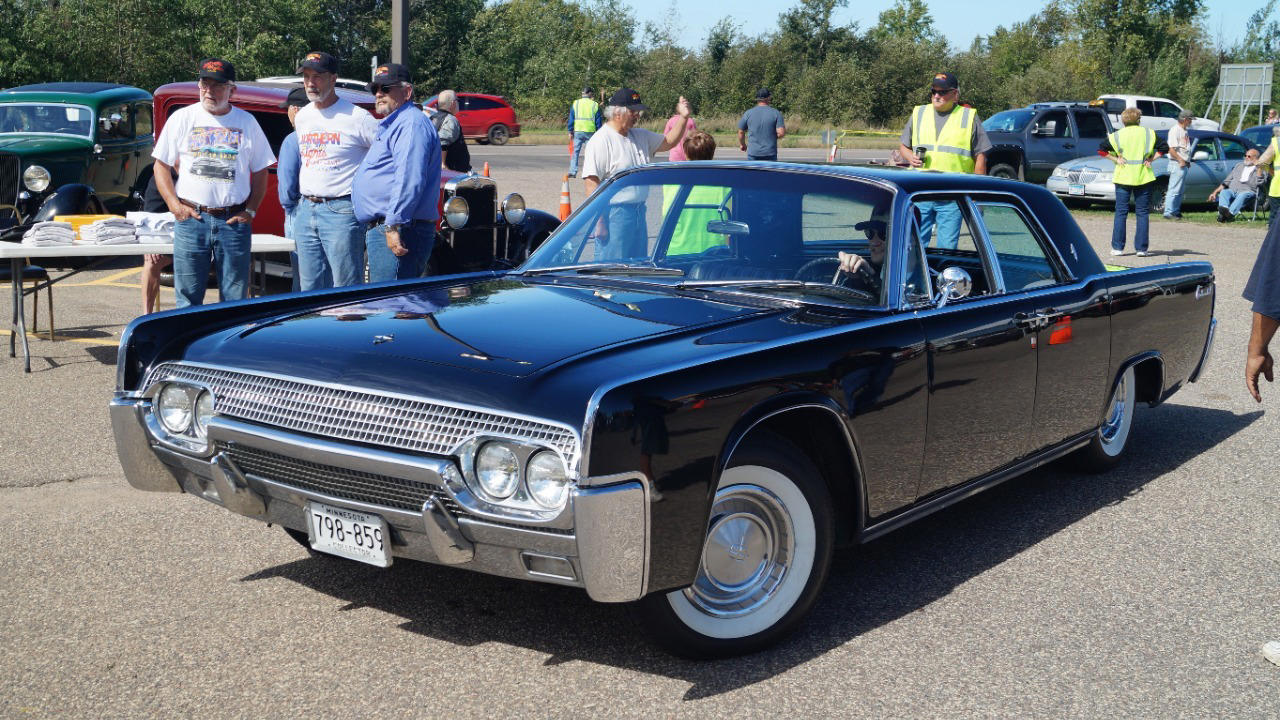 Lincoln, Lincoln’s 1961 Continental decided suicide doors were the main event
