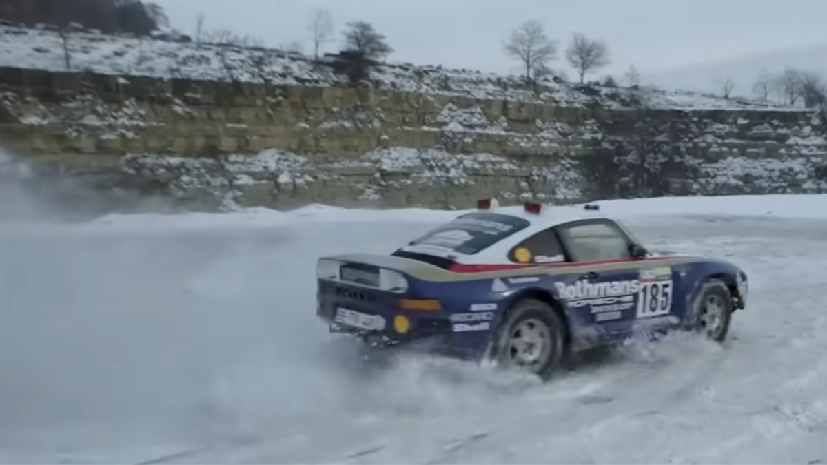 Watch the Porsche 959 Dakar legend get torn apart and rebuilt