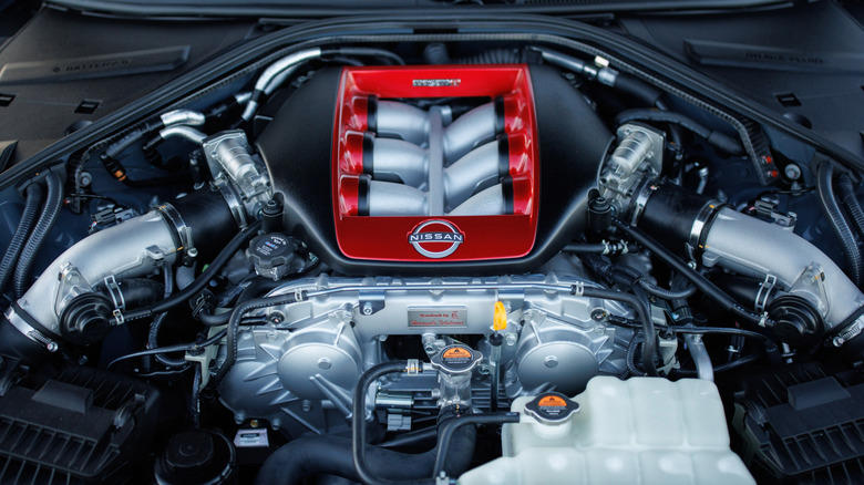 Nissan's Godzilla will return to destroying Porsches and Corvettes with more power and more tech