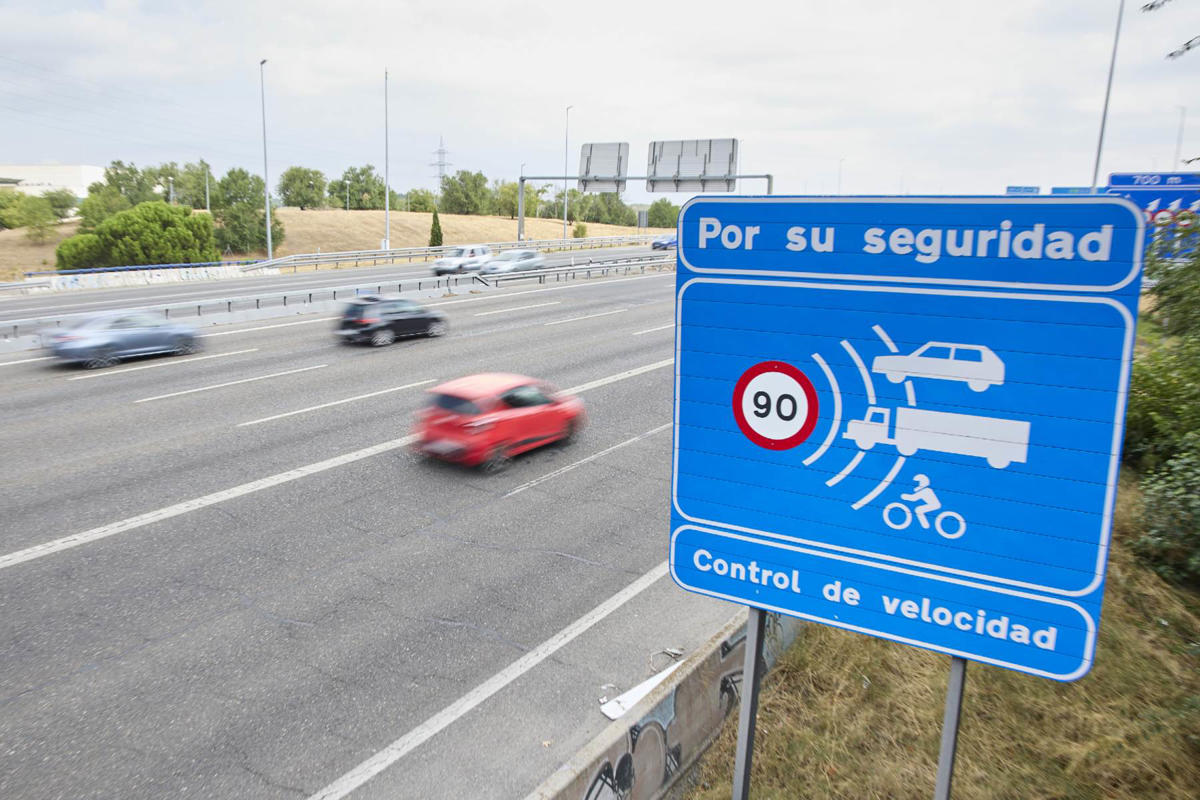 La DGT batió su récord en 2025 y puso 12 multas por minuto: estas son las tres provincias con más denuncias