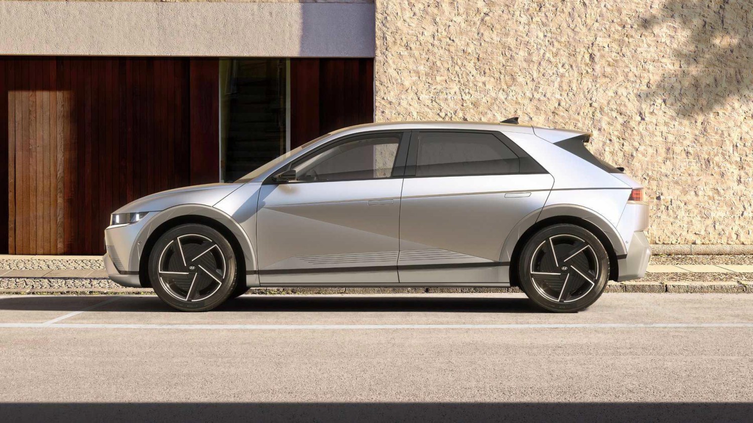 Hyundai won't let fads determine its powertrain strategy