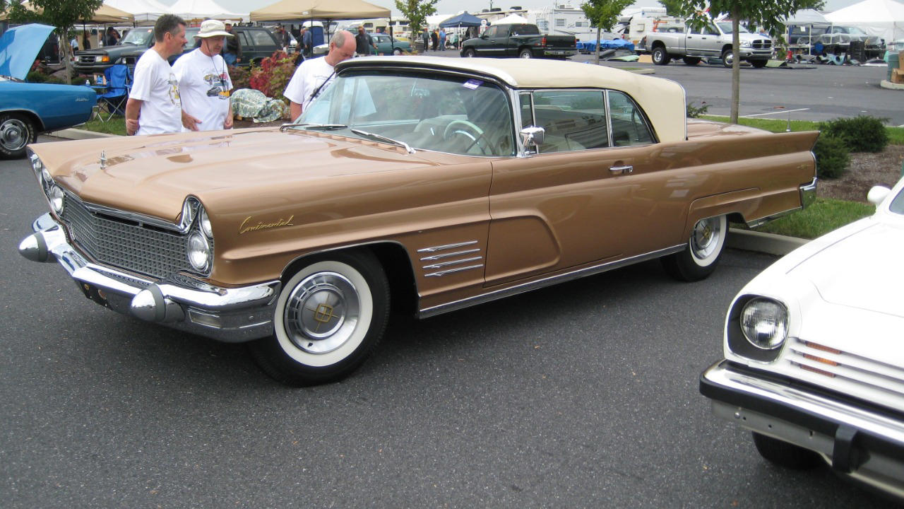 Lincoln, Thinking about a 1960 Lincoln Continental? Here’s why ownership isn’t always smooth