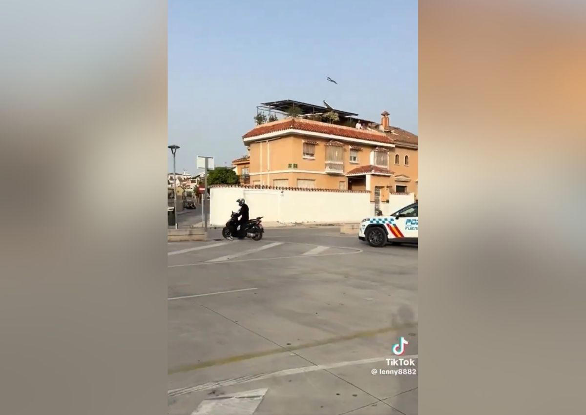 Persecución policial fallida en Fuengirola: un motorista escapa y muchos creen que un patinete eléctrico habría sido más eficaz