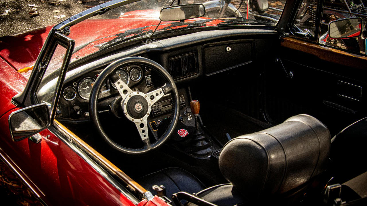 Four speed manual vs automatic, which one makes a classic car feel right