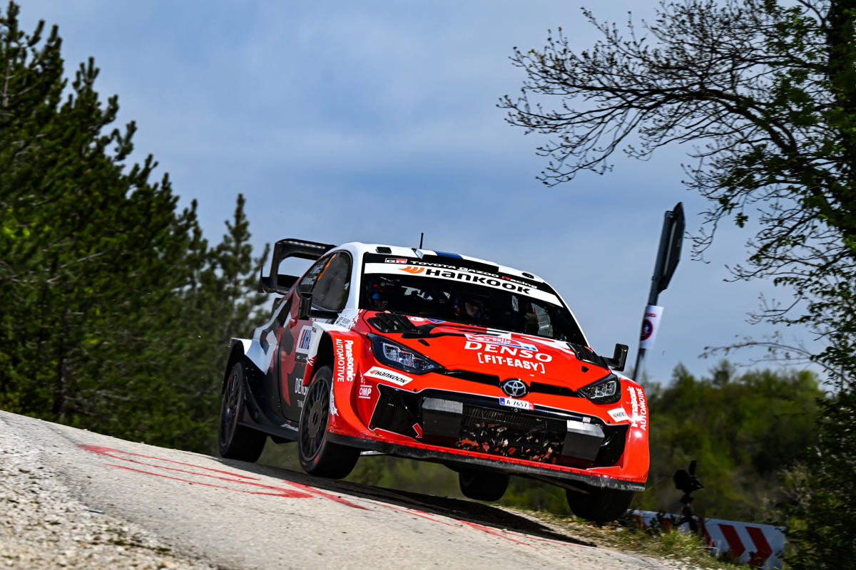 Evans y Solberg caen: Pajari, Neuville y Katsuta recogen el testigo