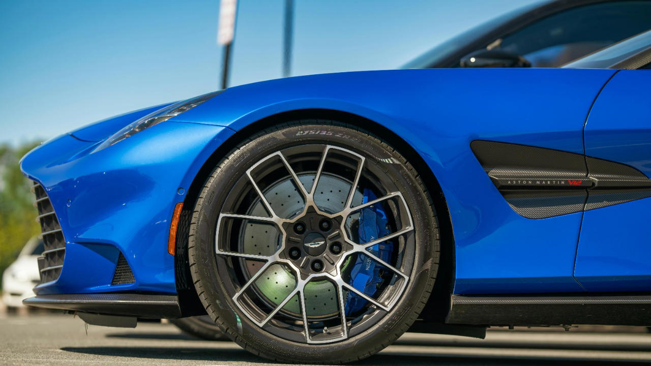 Keep it original or upgrade everything: where do enthusiasts stand now