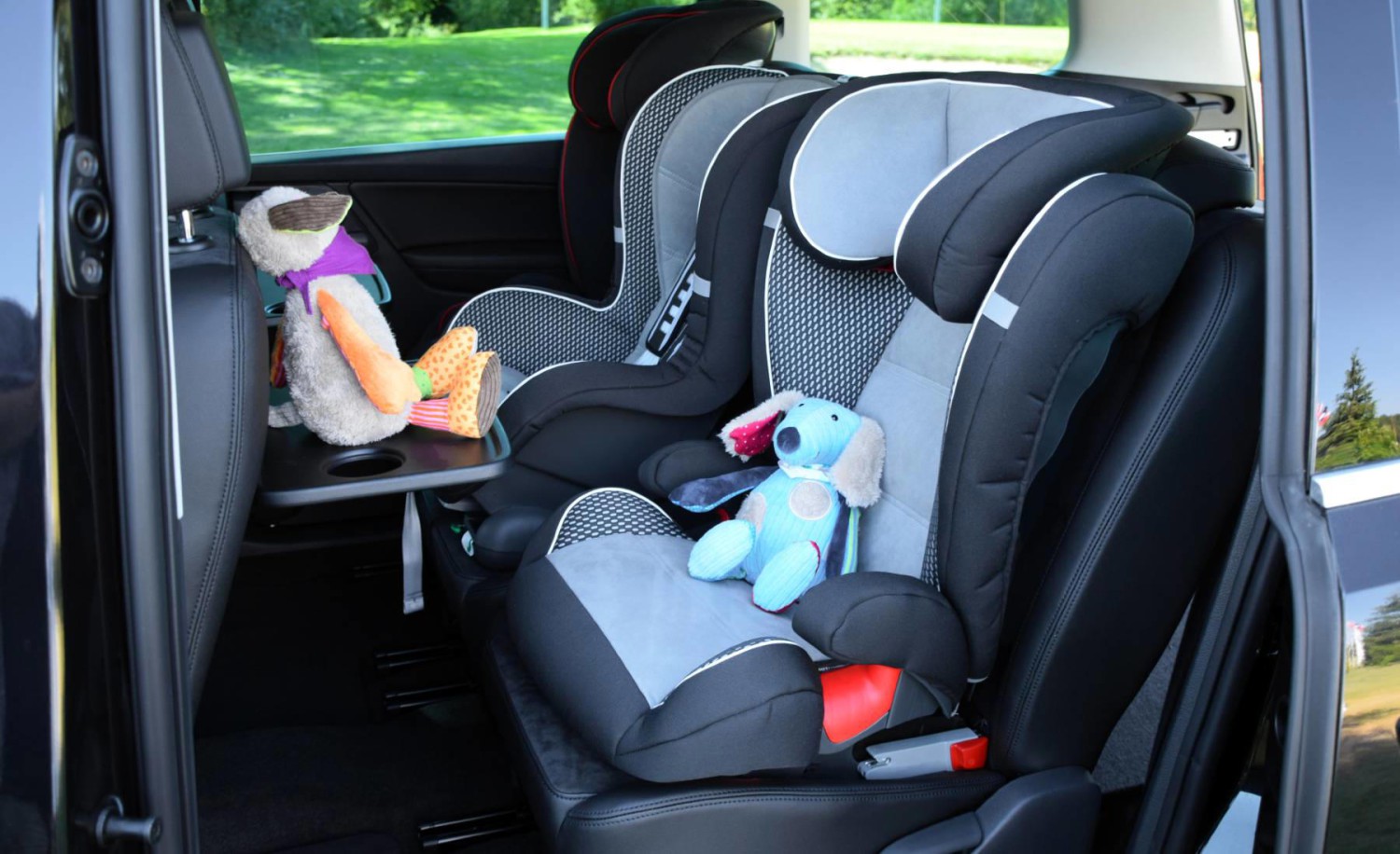 Expertos alemanes alertan: no compres este accesorio para el coche, puede ser fatal para los niños