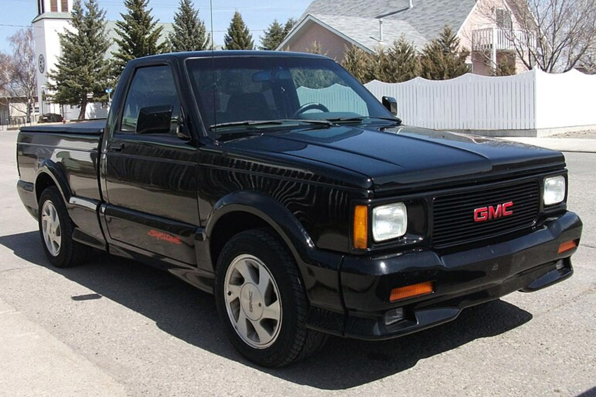 Buick, GMC, Even today the 1987 Buick GNX-based GMC Syclone shocked people with its speed