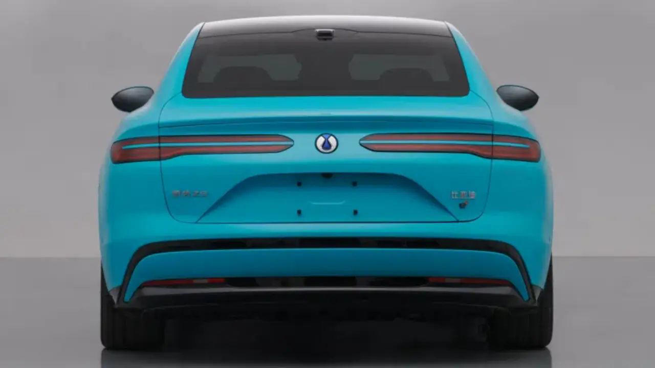 Días después de lanzarse en Europa, el Denza Z9 se ha actualizado en China