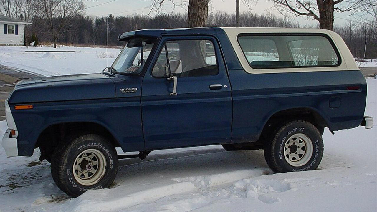 Ford, Ford Bronco, The 1978 Ford Bronco combined size with serious off-road ability