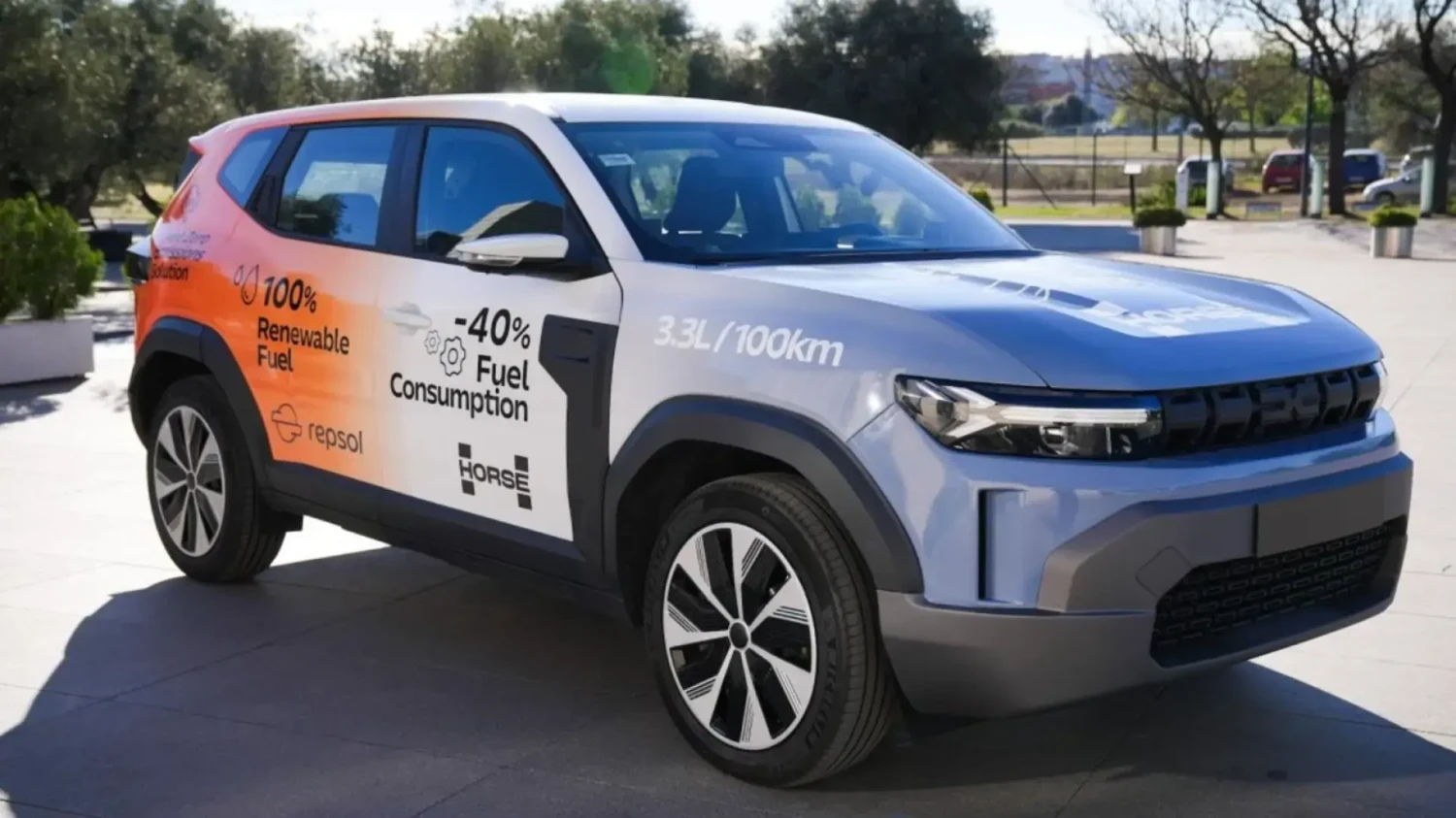 Repsol y Horse desarrollan un motor híbrido con gasolina 100% renovable que solo consume 3,3 litros
