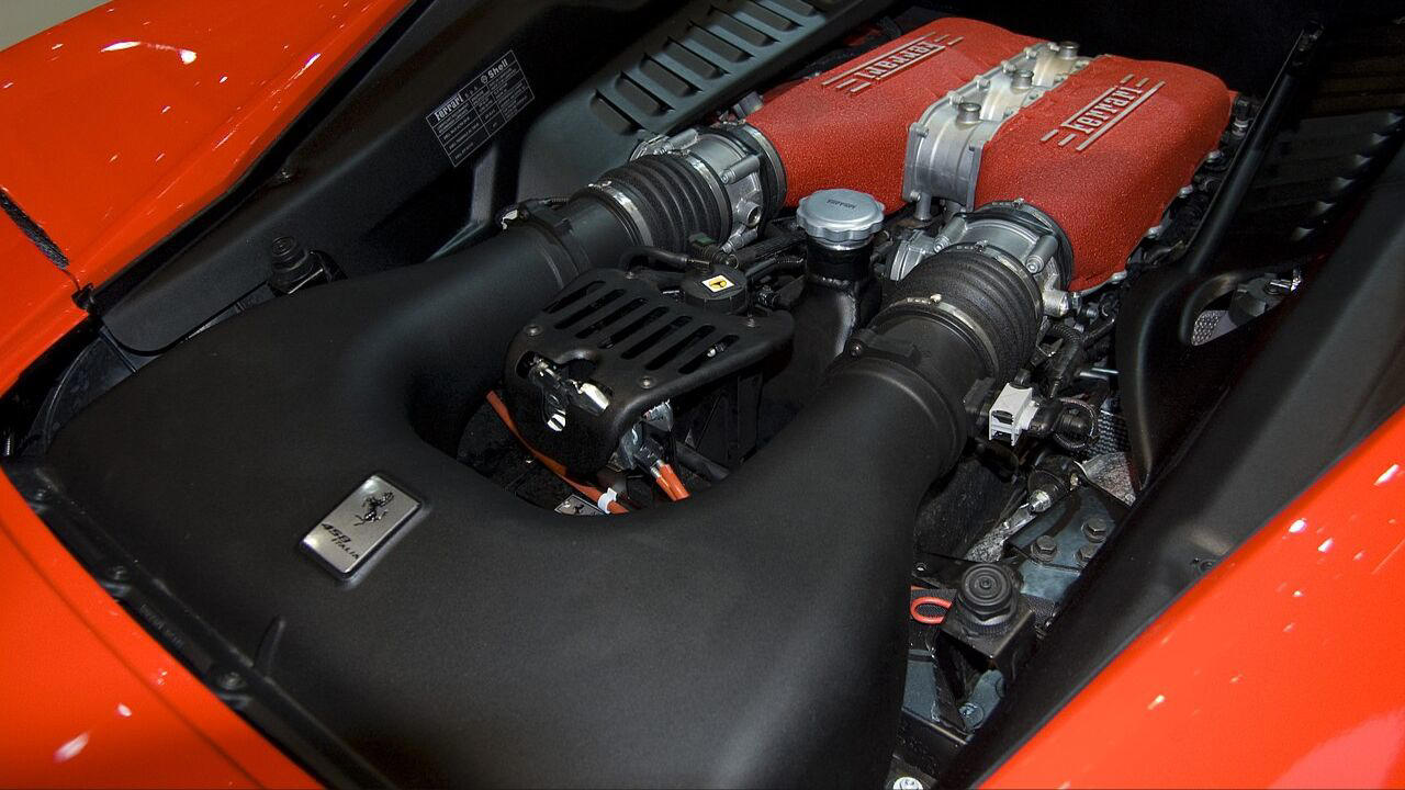 Ferrari, The V8 Ferrari engine that turned ordinary drives into full-blown opera