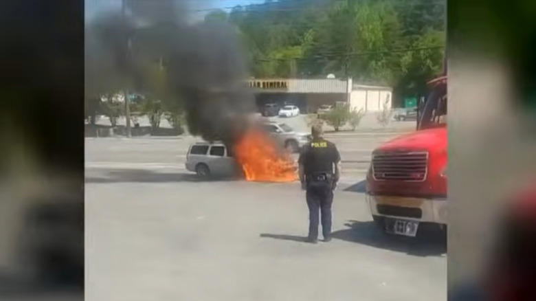 Volvo, Volvo V70 test drive ruined by car bursting into flames