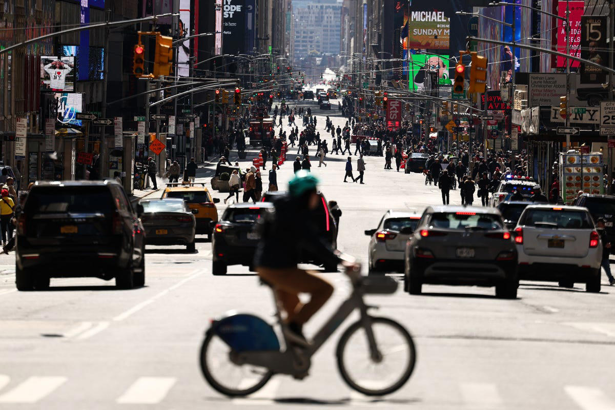 NYC hits pause on autonomous vehicle testing