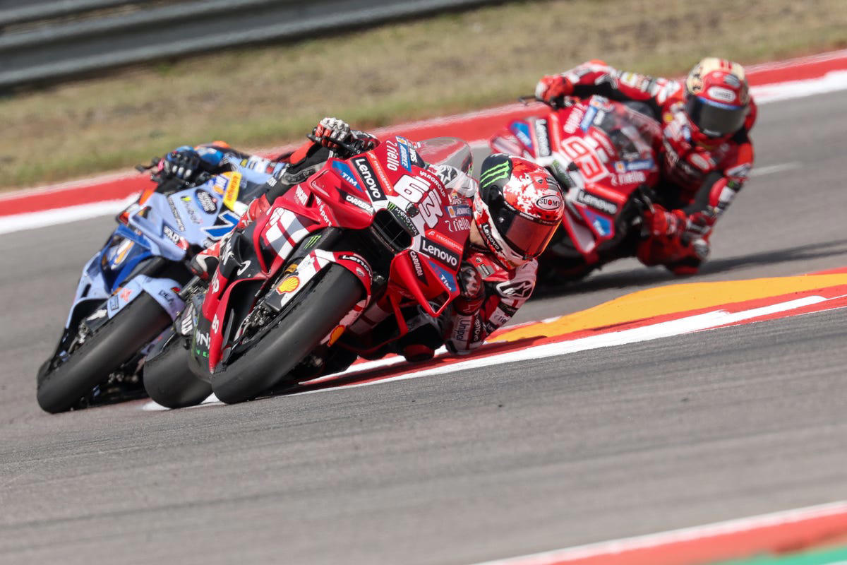 Marc Márquez da alas a Ducati y Pecco Bagnaia para tratar de ganar a Aprilia: "Podemos ganar"