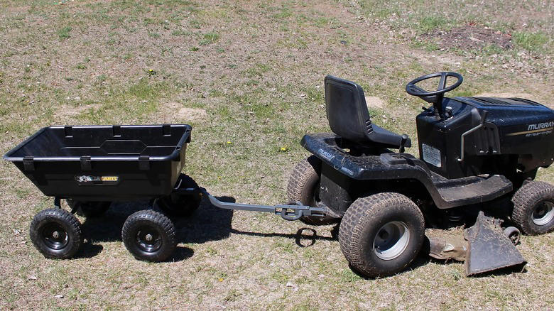 This is the best wheelbarrow alternative for homeowners (according to reviews)