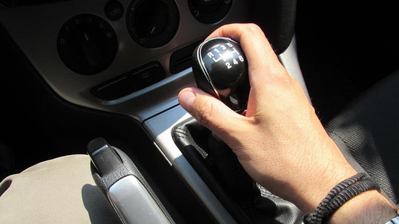 5 common manual transmission problems (and how to diagnose them)