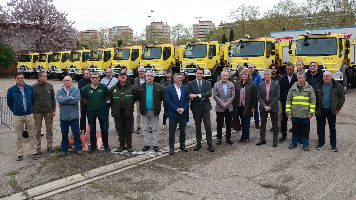 La Junta incorpora 12 nuevas autobombas de 4.000 litros a la lucha contra incendios en Castilla y León