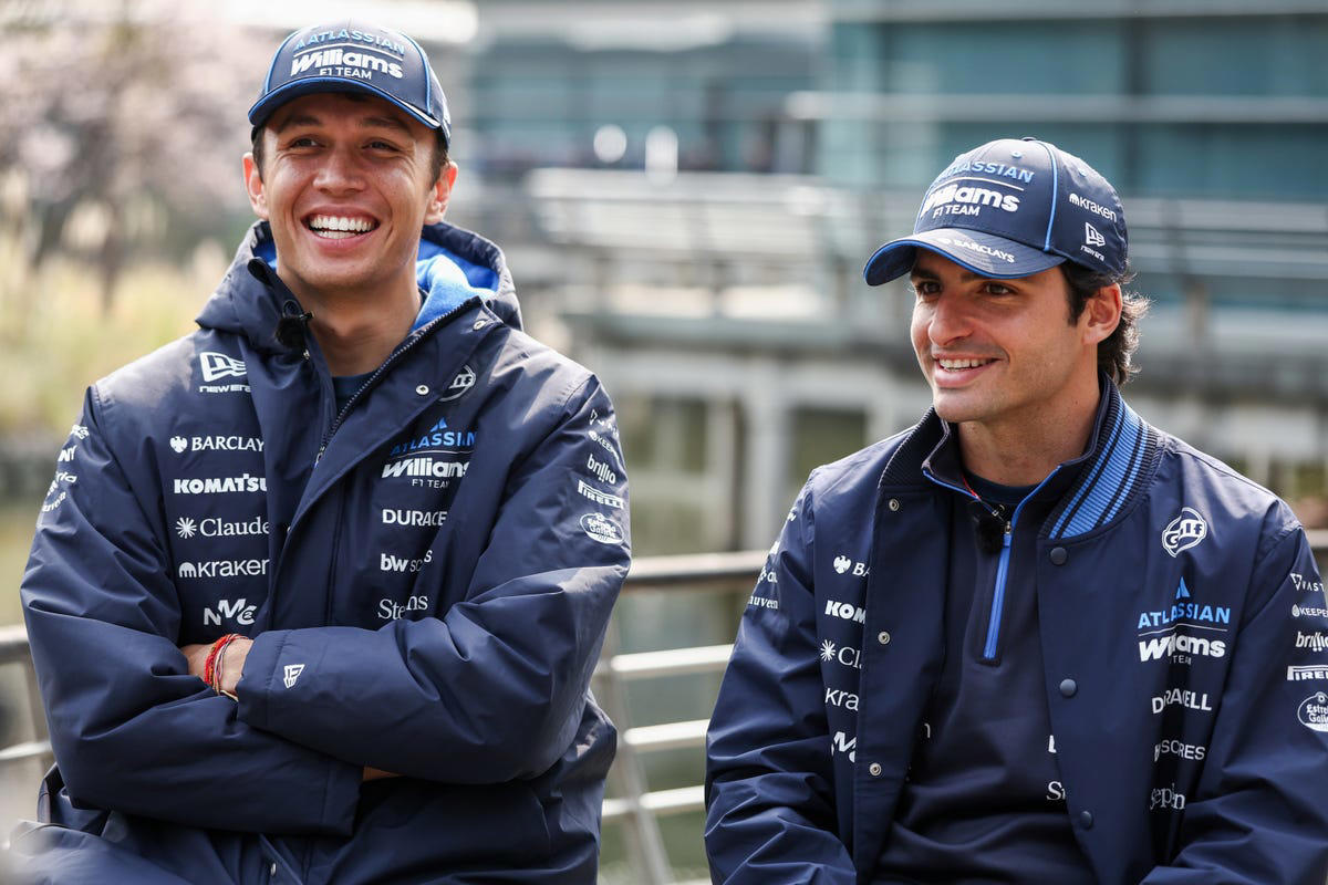 Carlos Sainz analiza los problemas del FW48 de Williams F1 que sufre con Alex Albon: "No hicimos"