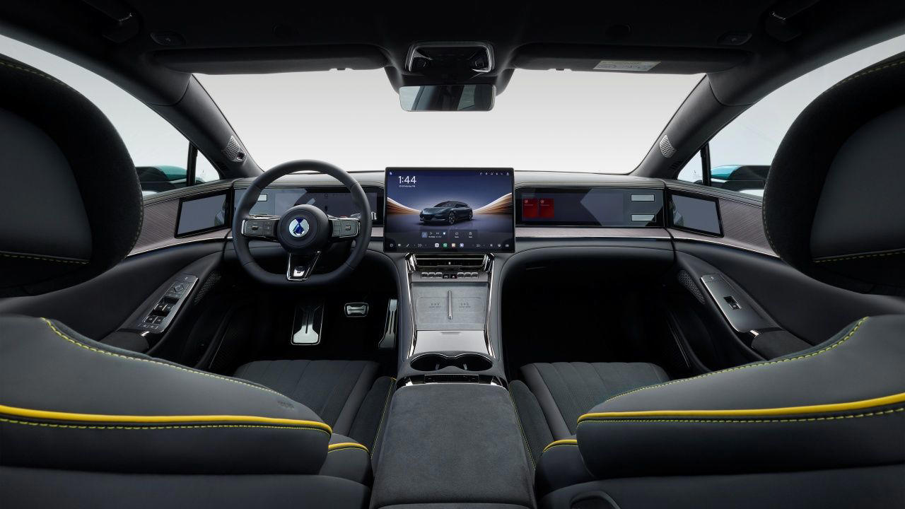 El Denza Z9GT ya tiene precio, llega a España el eléctrico de BYD con carga en 5 minutos