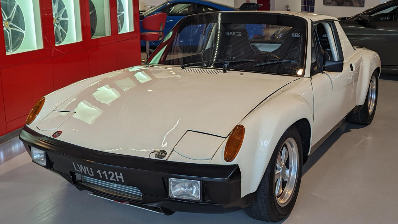 Porsche, Porsche 914, 1970 Porsche 914 vs 1970 Triumph GT6 one aged better than expected
