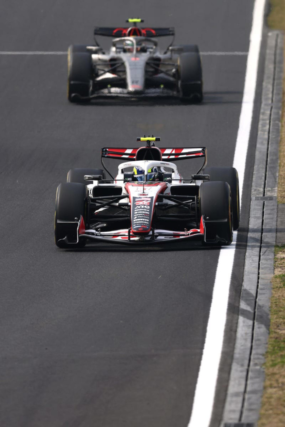 Ayao Komatsu, jefe de Haas, asume el adiós de Oliver Bearman y lo ve en Ferrari más pronto que tarde