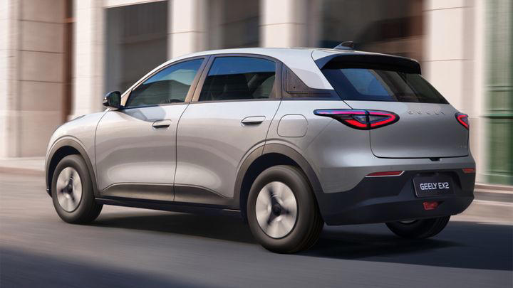 Geely quiere meter en un lío al Renault 5 con su nuevo eléctrico para 2026, y BYD no le quita ojo