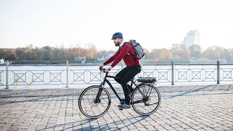 Confusing electric motorcycles with e-bikes is more than just semantics