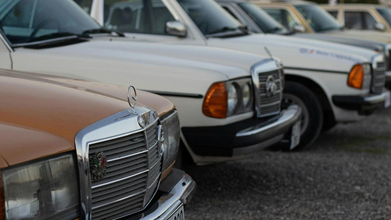 Georgia surgeon accused of running stolen-car rental fleet, police say