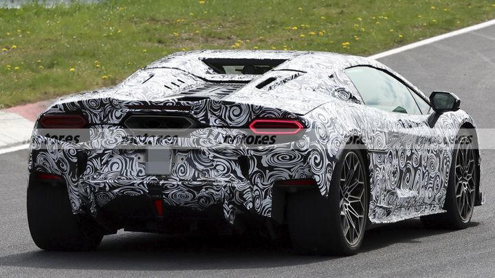 El Lamborghini Temerario Spyder ya rueda en Nürburgring y deja una gran duda sobre su motor. ¿Y si no es PHEV?