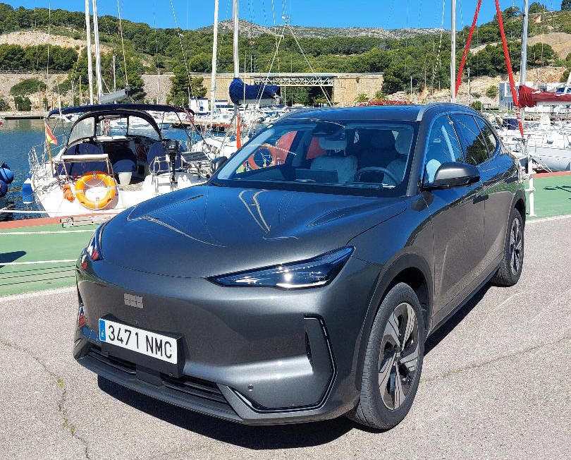 Geely Auto inicia su ofensiva en España con los SUV Starray EM-i y E5