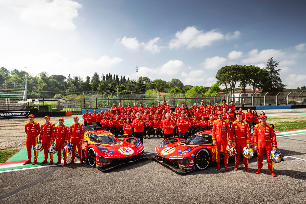 Todo al rojo Ferrari