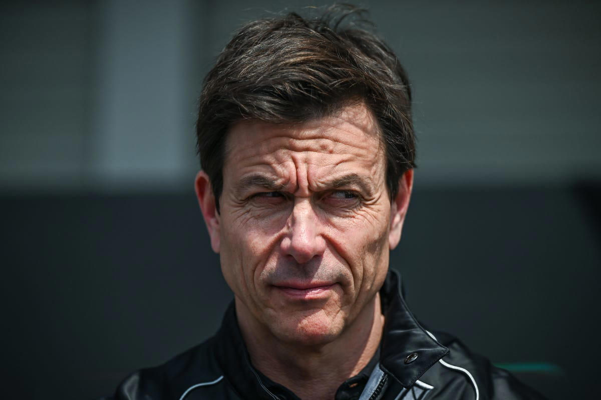 Toto Wolff y su indirecta a Red Bull ante el salto de Kimi Antonelli en Mercedes F1: "Le apoyamos"