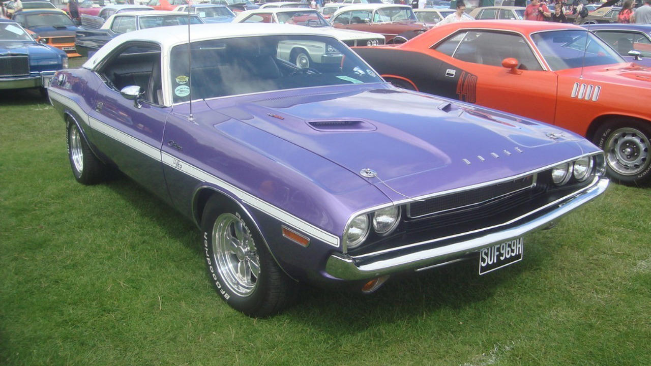 Dodge, Dodge Challenger, Dodge Challenger R/T, Dodge’s 1970 Challenger R/T offered multiple high-output engines for serious performance