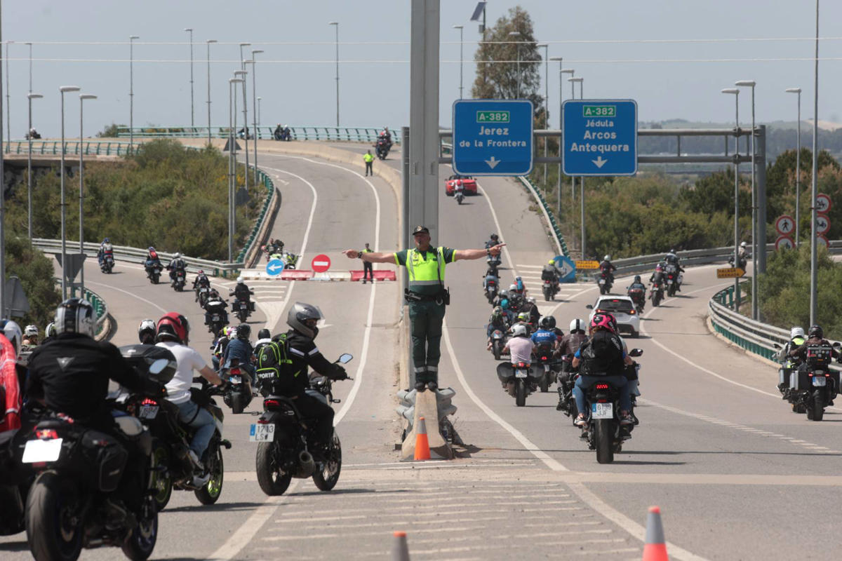 La DGT mira a Jerez: helicópteros, agentes y drones para vigilar 500.000 desplazamientos de largo recorrido