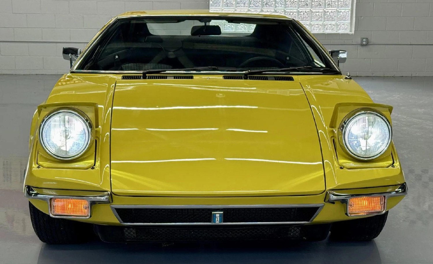 Un superdeportivo italiano, un consejero delegado y una historia imposible